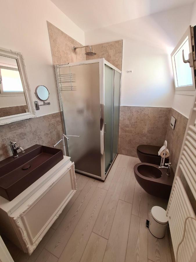 Isola Nel Parco Villas & Rooms La Maddalena  Ngoại thất bức ảnh
